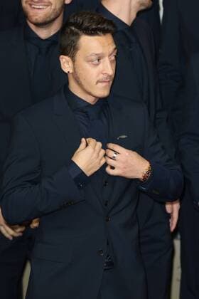 Mesut Özil bei der Die Mannschaft Kino Premiere am 10.11.2014 in Berlin Die Mannschaft Kino Premiere in Berlin, 2014 