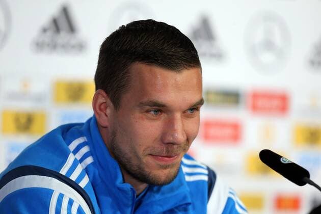 Lukas Podolski bei der Pressekonferenz Deutschland - Gibraltar Pressekonferenz ,Fussball, Nationalmannschaft, DFB, Deutscher Fussball Bund, 2014, Fußball, Fussball, soccer, Herren, Deutschland, Germany. Pressekonferenz, PK, Berlin, 11.11.2014