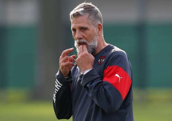 SOCCER - UEFA EURO 2016 quali, preview VIENNA,AUSTRIA,12.NOV.14 - SOCCER - ÖFB, training team AUT. Image shows athlete coach Roger Spry (AUT). 
