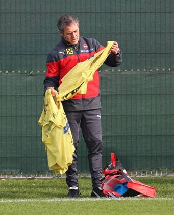 SOCCER - UEFA EURO 2016 quali, preview VIENNA,AUSTRIA,12.NOV.14 - SOCCER - ÖFB, training team AUT. Image shows head coach Marcel Koller (AUT). 