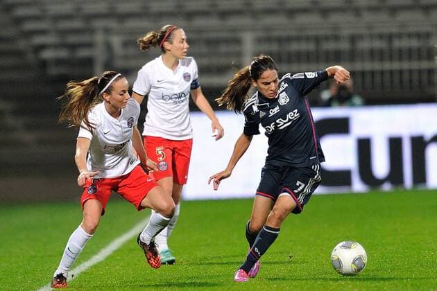 Amel Majri (lyon) vs Kosovare Asllani (psg) Olympique Lyon - PSG Paris Saint Germain - 12 11 2014 FredericChambertxPanoramic 