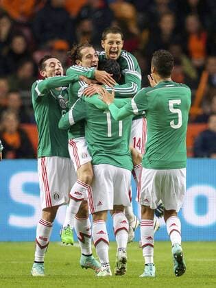 (L-R) Hector Herrera of Mexico, Andres Guardado of Mexico, Carlos Vela of Mexico, Javier Hernandez Chicharito of Mexico, Diego Reyes of Mexico during the International friendly match between Netherlands and Mexico on November 12, 2014 at the Amsterdam Arena in Amsterdam, The Netherlands. Netherlands v Mexico International Friendly 2014 2015 xVIxxIVx 3268369