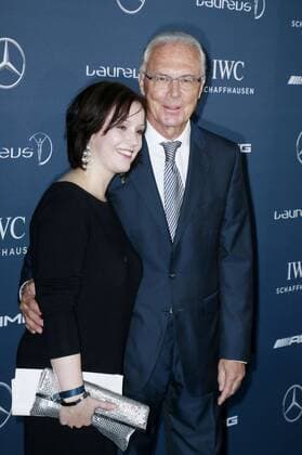 Franz Beckenbauer mit Begleitung beim Laureus Medien Preis 2014 im Grand Hyatt. Berlin, 12.11.2014 Foto:xH.xDehlerx xFuturexImage