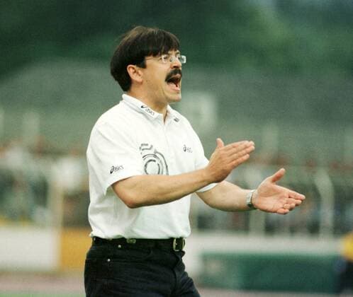 Jena, 07.08.96, Ernst-Abbe-Sportfeld, Fußball, 2. Bundesliga, FC Carl-Zeiss Jena vs. Rot Weiss Essen 4:0 1:0) , Im Bild: Trainer Rudi Gores (Essen). ,