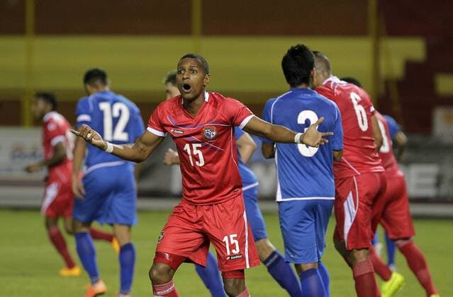 Panama s Nicolas Munoz reacts during a friendly football match against El Salvador held at Cuscatlan Stadium in San Salvador, El Salvador, on Nov. 14, 2014. Luis Galdamez) (SP)EL SALVADOR-SAN SALVADOR-FOOTBALL-EL SALVADOR VS PANAMA e LUISxGALDAMEZ 