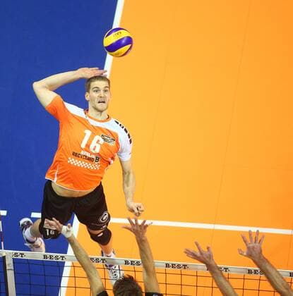 Berlin, Deutschland, 15.11.2014: 1. Volleyball Bundesliga Männer Maenner Saison 2014 2015 - BR Volleys - TSV Herrsching. Christian Dünnes Duennes (BR Volleys 16)