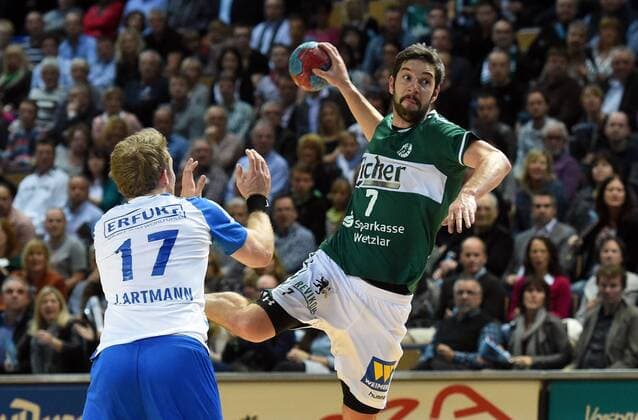 15.11.2014, xjhx, Handball HBL, HSG Wetzlar - Bergischer HC, v.l. Jan Artmann (Bergischer HC), Christian Rompf (HSG Wetzlar)