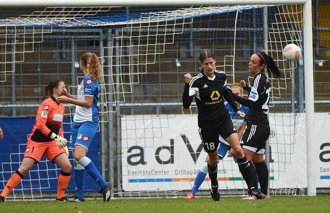 16.11.2014, xjhx, Fussball 1.Bundesliga Damen, TSG 1899 Hoffenheim - 1.FFC Frankfurt, v.l. Kerstin Garefrekes (1.FFC Frankfurt), Peggy Kuznik (1.FFC Frankfurt) Torjubel, Goal celebration, celebrate the goal 0:3