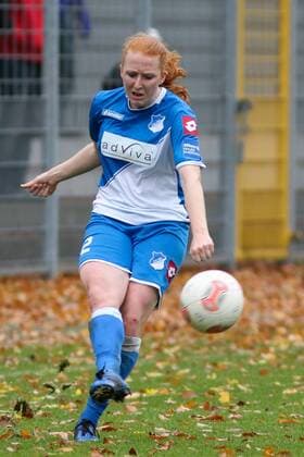 Lena Weiss (TSG Hoffenheim), Freisteller, Einzelbild, Aktion, Action, Fussball, Allianz Frauen-Bundesliga, TSG 1899 Hoffenheim - 1. FFC Frankfurt, xozx