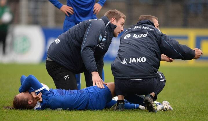 Lia Wälti (Pot) verletzt am Boden, Fussball, Allianz Frauen-Bundesliga, 1.FFC Turbine Potsdam - SC Sand, xjkx