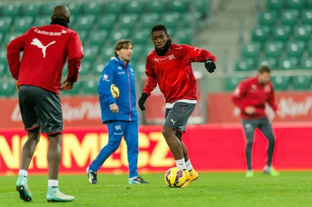 Aktuell Fussball, Nationalteam, Training Polen Poland Wroclaw 17.11.2014 Stadium Municipal avenue Slaska 1 Football the Swiss national team training Switzerland On the picture: Footballers during training  141117_1SB3742