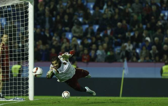 Spanish national team training session. In this picture, Kiko Casilla. xPABLOGARCIAx 