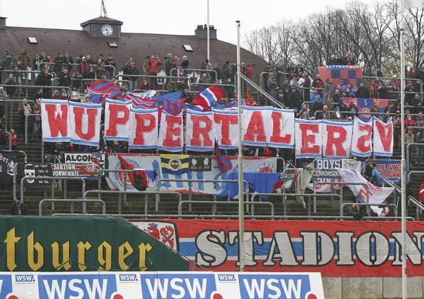 Fußball, Stadiongeschichte Wuppertaler SV Oberliga Niederrhein, Saison 2014 2015, 14. Spieltag, Wuppertaler SV -- Fan Block Wuppertaler SV