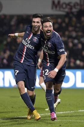 joie de Ezequiel Lavezzi (PSG)apres son but Javier Pastore (PSG) FOOTBALL : FC Metz vs PSG - L1 - 21 11 2014 JBAutissier Panoramic 