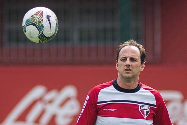 Treino do FC Sao Paulo SAO PAULO, SP - 24 11 2014: TREINO DO SAO PAULO - Rogerio Ceni durante Treino do FC Sao Paulo realizada no CT Barra Funda. (  MauricioxRummens