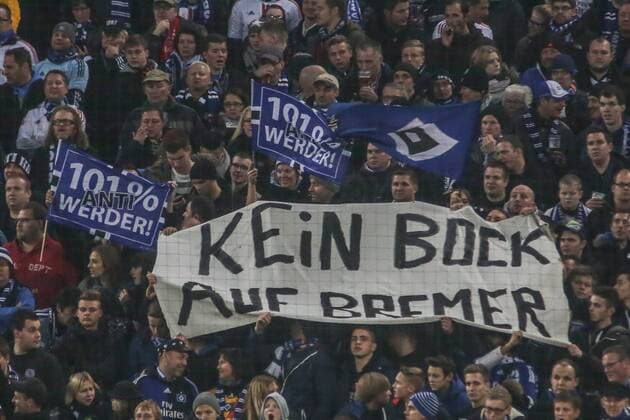 Deutschland, Hamburg , Imtech Arena, Fussball, 1. Bundesliga, Saison 2014 2015 , Hamburger SV - SV Werder Bremen , HSV Fans zeigen Banner Kein Bock auf Bremer , 101 Prozent Anti Werder