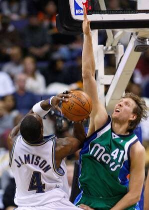 Jan. 21, 2008 - Dallas Mavericks Dirk Nowitzki (41) tries to block the shot of Washington Wizards Antawn Jamison (4) during their game played at the Verizon Center in Washington, D.C., Monday, January, 21, 2008. (Harry E. Walker MCT) News Archive - Jan. 21, 2008 - ZUMAm67_