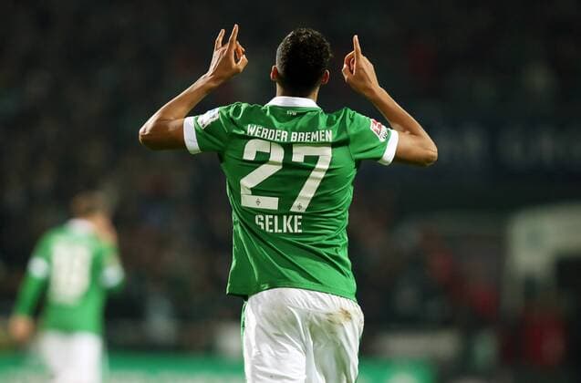 Davie Selke Jubel Freude Emotion nach Tor zum 3:3 Ausgleich durch Davie Selke SV Werder Bremen - Hannover 96 Bundesliga DFL 13.12.2014 Fußball Fussball Weserstadion Bremen Herren Saison 2014 2015