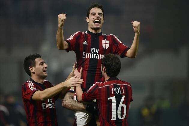 Aktuell Fußball, Italien, Serie A, AC Mailand - SSC Neapel Giacomo Bonaventura Milan 2-0. Celebration goal Milano 14-12-2014 Stadio Giuseppe Meazza - Football Calcio Serie A AC Mailand vs SSC Neapel giuseppexceleste