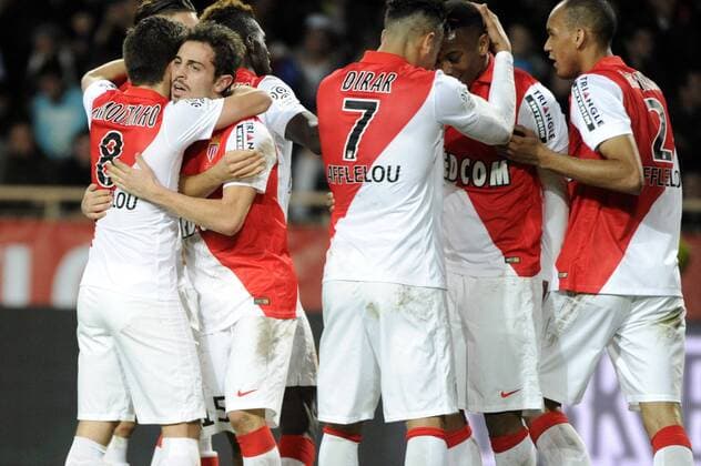 Aktuell Fußball, Frankreich, Ligue 1, AS Monaco - Olympique Marseille EQUIPE DE FOOTBALL DE MONACO - Bernardo SILVA - ATTITUDE - JOIE FOOTBALL : Monaco vs Marseille - Ligue 1 - 14 12 2014 FEP Panoramic 
