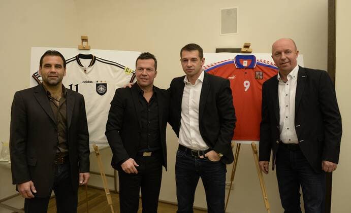 From left Ulf Kirsten, Lothar Matthäus, Pavel Kuka, Miroslav Kadlec players pictured during the press conference PK Pressekonferenz before international football match Czech Republic against Germany with players from UEFA EURO EM Europameisterschaft Fussball Championship 1996 Final, in Prague, Czech Republic, on December 14, 2014. (CTKxPhoto MichalxKrumphanzl) CTKPhotoOF201412150731301  kru 1
