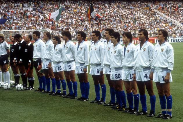 Mannschaftsfoto Italien, v.re.: Marco Tardelli, Antonio Cabrini, Gabriele Oriali, Paolo Rossi, Giuseppe Bergomi, Claudio Gentile, Gaetano Scirea, Fabio Collovati, Bruno Conti, Francesco Graziani, Torwart Dino Zoff