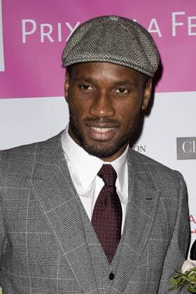 DIDIER DROGBA - Preisverleihung - Prix de la femme d influence 2014 - Paris - 08 12 2104 JBAutissier Panoramic 