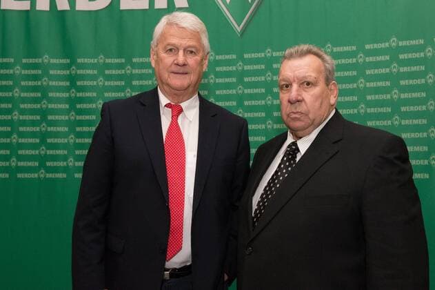 Verabschiedung Klaus-Dieter Fischer 18.12.2014, Bremen, Bremer Rathaus - Obere Rathaushalle, Verabschiedung Klaus-Dieter Fischer , im Bild Max Lorenz (Traditionsmannschaft Werder Bremen) Horst Dieter Hoettges