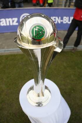 DFB-Pokal der Frauen - 1. FFC Frankfurt vs. FC Bayern Muenchen, DFB-Pokal Viertelfinale, Stadion am Brentanobad