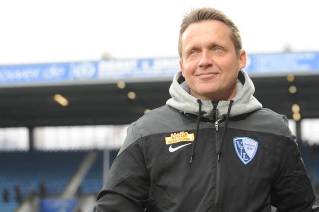 Bochum, Deutschland 21. Dezember 2014: 2. Bundesliga 14 15 - VfL Bochum vs. FC Erzgebirge Aue. Frank Heinemann ( Interimstrainer Bochum ). mt