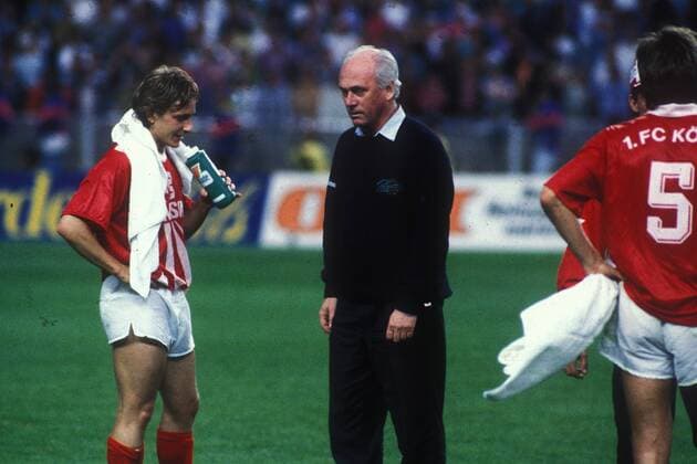 Werder Bremen vs. 1.FC Köln DFB Pokalfinale Olympiastadion Berlin von links: Horst Heldt, Udo Lattek (1.FC Köln) Herbert Bucco 22.06.1991