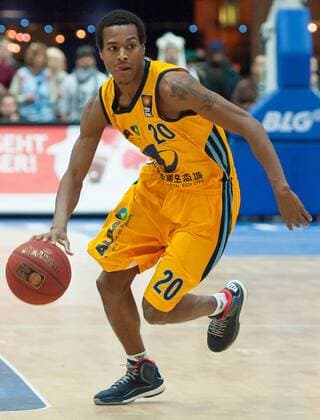 v.li.: Alex Renfroe (ALBA Berlin) Freisteller, Einzelbild, Aktion, Basketball, Beko BBL, Eisbären Bremerhaven - ALBA Berlin, xobx