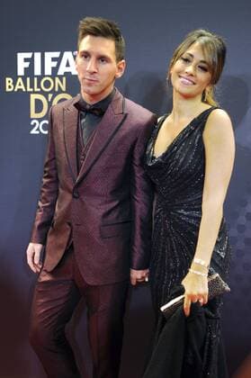 Lionel MESSI FC Barcelona Barca mit Freundin Antonella Roccuzzo. ROTER Teppich,Red Carpet. FIFA BALLON D OR 2014 Auszeichnung fuer die besten Fussballspieler und -trainer des Jahres 2014 am 12.01.2015 im Kongresshaus in Zuerich.
