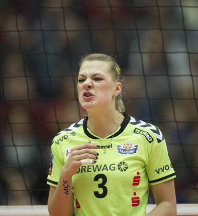 Volleyball, Damen, CEV Champions League, Saison 2014 2015, Gruppenphase, Dresdner SC (DSC) - Unendo Yamamay Busto Arsizio (ITA), Mittwoch (14.01.2015), Margon Arena, Dresden. Dresdens Kristina Mikhailenko. RM001