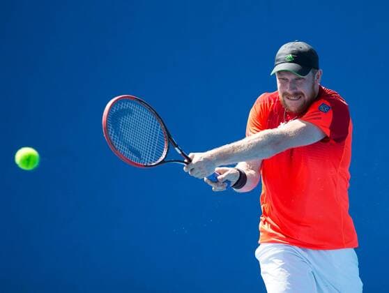 Australian Open 2015, Melbourne Park,ITF Grand Slam Tennis Tournament,Matthias Bachinger (GER),Aktion,Einzelbild, Halbkoerper,Querformat,