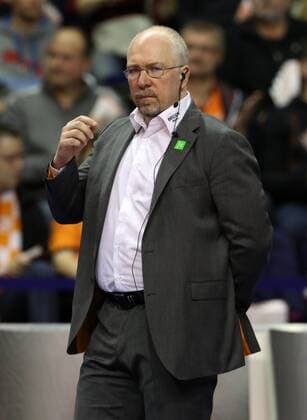 Trainer Mark Lebedew mit headset Volleyball Bundesliga Herren Saison 2014 2015 18.01.2015 BR Volleys Berlin vs. VfB Friedrichshafen