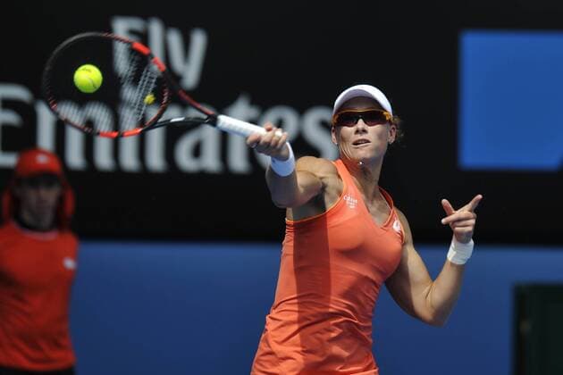 20.01.2015 Australian Open Tennis from Melbourne Park. Samantha Stosur of Australia returns a shot in her match on day two of the 2015 Australian Open at Melbourne Park, Melbourne, Australia. xEssixLimx  ActionPlus11590961