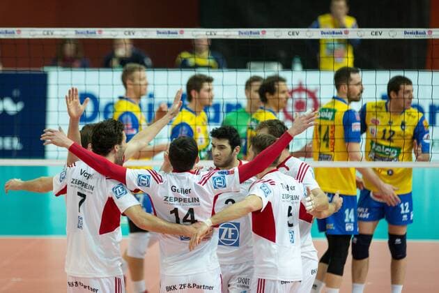 VOLLEYBALL - Aich Dob vs Friedrichshafen KLAGENFURT,AUSTRIA,21.JAN.15 - VOLLEYBALL - CEV, Champions League, SK Aich Dob vs VfB Friedrichshafen. Image shows the rejoicing of Friedrichshafen.