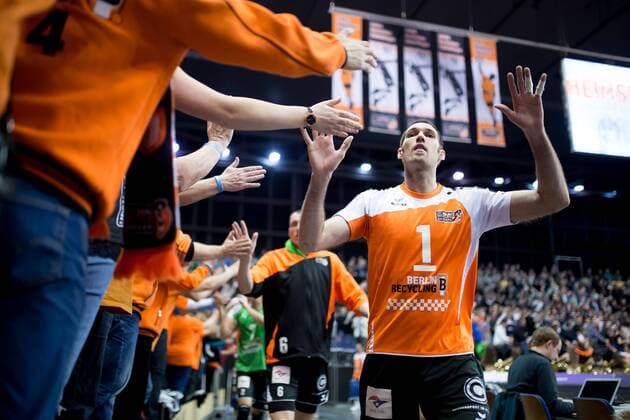 Berlin, Deutschland, 21.01.2015: Voleyball CEV Championsleague 2014 2015 - BR Volleys - Budvanska Rivijera Budva. Schlussjubel Scott Joseph Touzinsky (BR Volleys 1)