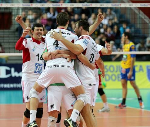 Volleyball. Champions League. SK Posojilnica Aich Dob gegen VfB Friedrichshafen. Jubel (Friedrichshafen). Klagenfurt, 21.1.2015.