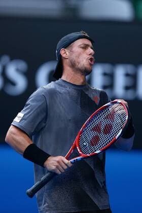 MELBOURNE, AUSTRALIA - JANUARY 22: Lleyton Hewitt of Australia reacts in his match during day four of the 2015 Australian Open at Melbourne Park on January 22, 2015 in Melbourne, Australia.  CFP462156392 