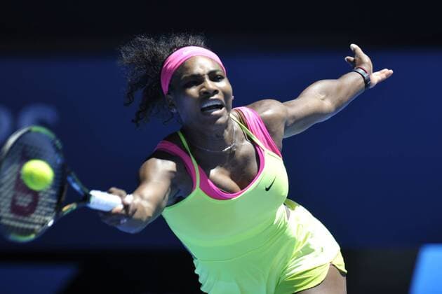 24.01.2015 Australian Open Tennis from Melbourne Park. Serena Williams of the USA returns a shot in her match against Elina Svitolina of Ukraine on day six of the 2015 Australian Open at Melbourne Park, Melbourne, Australia. xEssixLimx  ActionPlus11591835