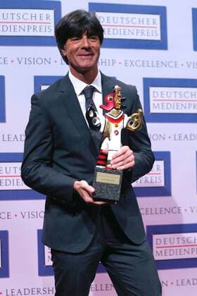 Preisträger Joachim Löw bei der Verleihung Deutscher Medienpreis am 23.01.2015 im Kongresshaus in Baden Baden Deutscher Medienpreis 2015 in Baden Baden 