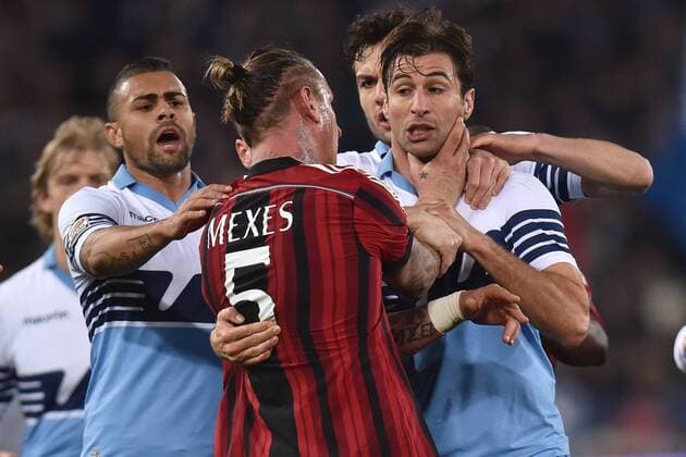 Philippe Mexes Milan argues with Lorik Cana Lazio - Serie A Lazio Rom - Milan AC - Foto AndreaxStaccioli Insidefoto andreaxstaccioli