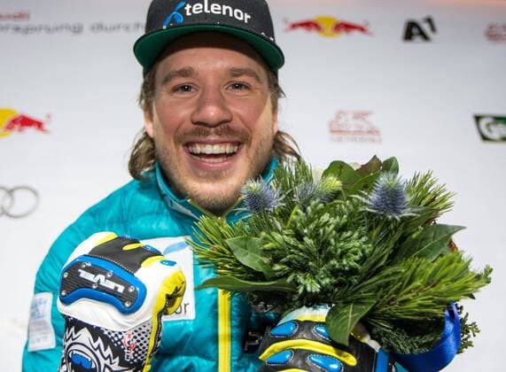 24.01.2015, Zielhaus, Kitzbuehel, AUT, FIS Ski Weltcup, Abfahrt, Herren, Siegerehrung, im Bild Kjetil Jansrud (NOR, 1. Platz) 1st placed Kjetil Jansrud of Norway celebrates on podium during the award ceremony for the men s downhill of Kitzbuehel FIS Ski Alpine World Cup at the Zielhaus in Kitzbuehel, Austria on 2015 01 24. EX_GRO