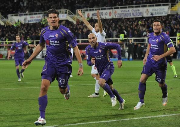 Florenz, Serie A - ACF Fiorentina (AC Florenz) vs AS Rom: Torjubel Mario GOMEZ -  xItalyxPhotox