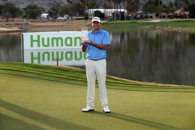January 25, 2015 Bill Haas poses with the trophy after winning the final round of the Humana Challenge in partnership with The Clinton Foundation on the ArnoldPalmer Private Course at PGA Golf Herren West in La Quinta, California. .PGA GOLF 2015: Humana Challenge - Final Round JAN 25 - ZUMAcb8_
