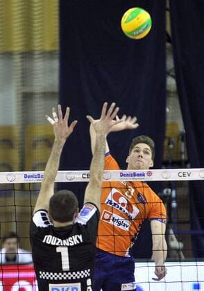 2015 CEV DenizBank Volleyball Champions League, ACH Volley Ljubljana - Berlin Recycling Volleys 27.01.2015., Ljubljana, Slovenia - 2015 CEV DenizBank Volleyball Champions League, pool C, 6th Leg, ACH Volley Ljubljana - Berlin Recycling Volleys. Jan Klobucar, Scott Touzinsky.  BorutxZivulovic FAxBobo PIXSELL