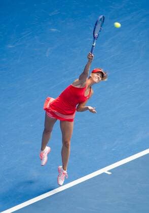 (150129) -- MELBOURNE, Jan. 29, 2015 -- Maria Sharapova of Russia serves the ball during the women s singles semifinal match at the Australian Open tennis championship in Melbourne, Australia, Jan. 29, 2015. BaixXue 
