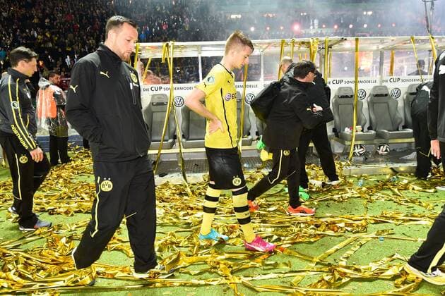 Samstag 17.05.2014, Fussball, 71. DFB Pokal Finale, Saison 2013 2014, Finale in Berlin, BV Borussia Dortmund - FC Bayern Muenchen 0:2, Julian Schieber (BVB) und Marco Reus (BVB) nach der 0:2 niederlage DeFodi01001053254